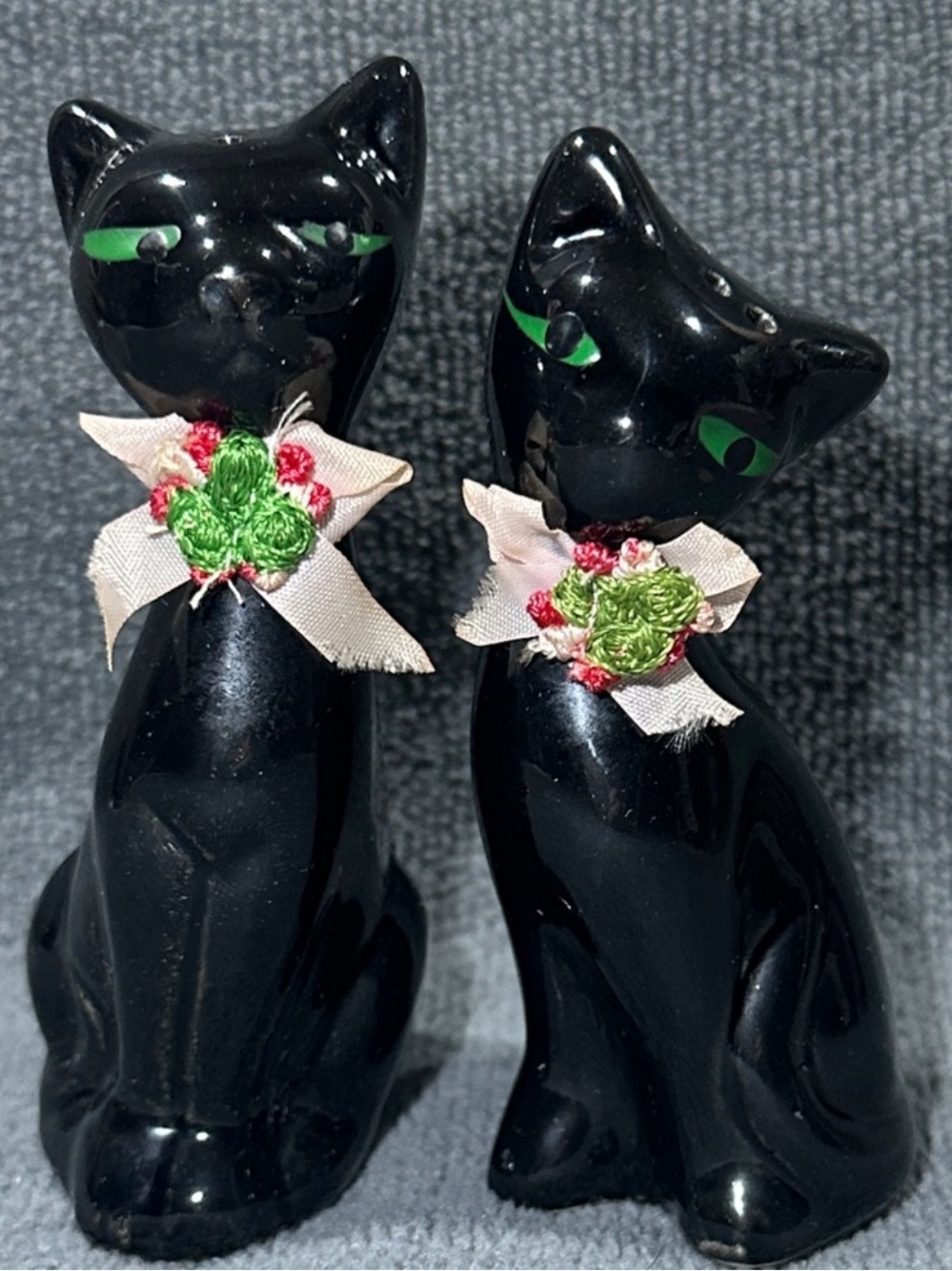 Mid Century Artmark Black Cat Salt & Pepper Shakers